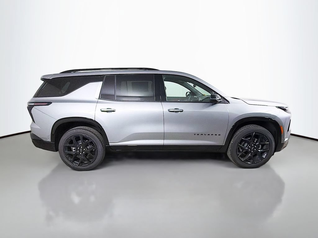 New 2026 Chevrolet Traverse RS w/ LPO, Floor Liner Package AWD/4WD image 4