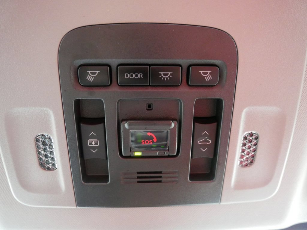 Used 2022 Toyota Camry XSE w/ Carpet Mat Package (TMS) AWD/4WD image 27