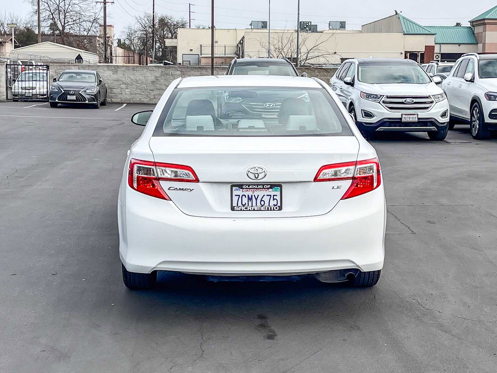Used 2013 Toyota Camry SE image 3