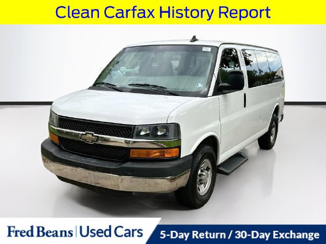 Used 2016 Chevrolet Express 3500 LT w/ LT Preferred Equipment Group RWD image 4