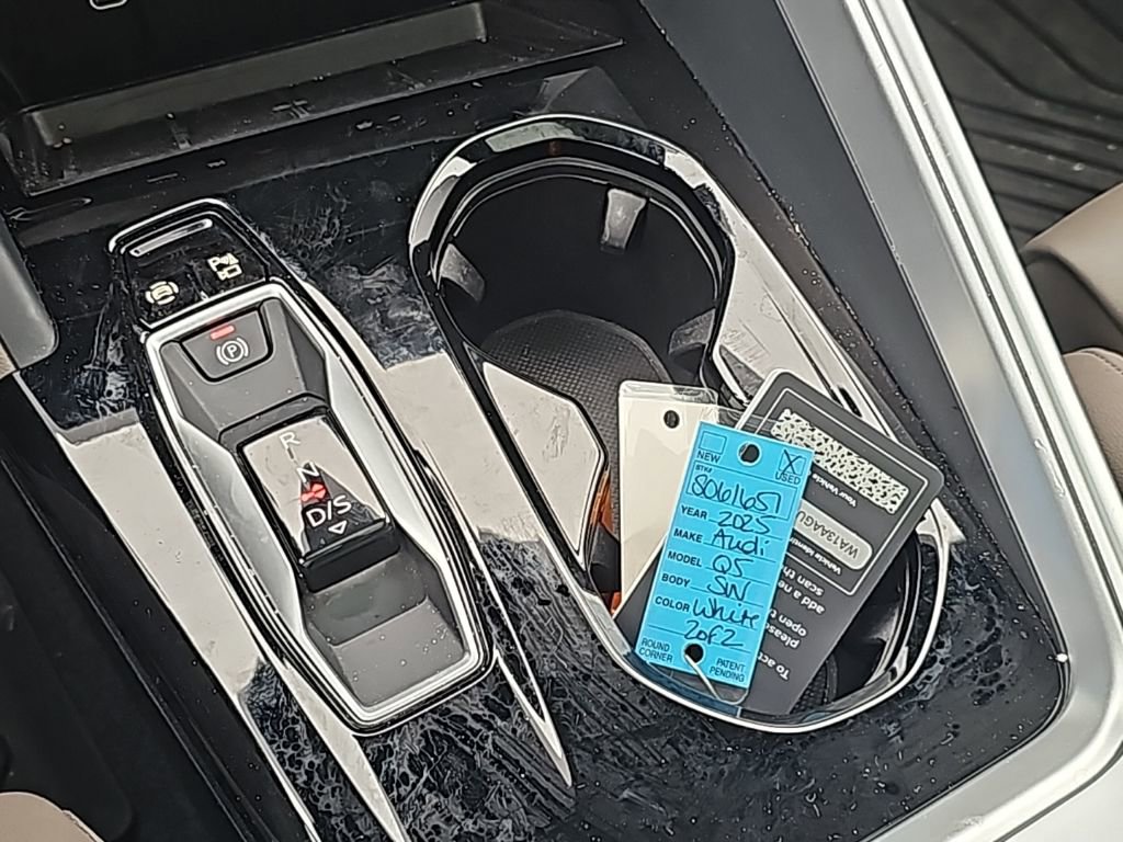 Certified 2025 Audi Q5 Prestige image 6