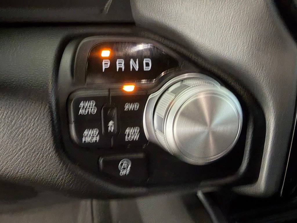 Used 2024 RAM 1500 Laramie AWD/4WD image 9