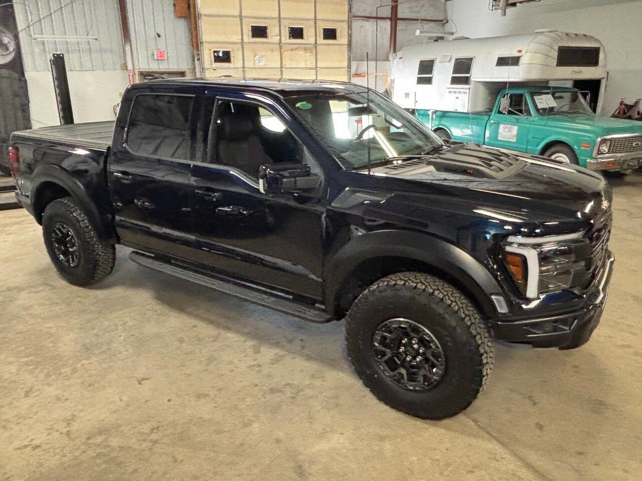 Used 2026 Ford F150 Raptor w/ Equipment Group 803A Raptor R AWD/4WD image 22