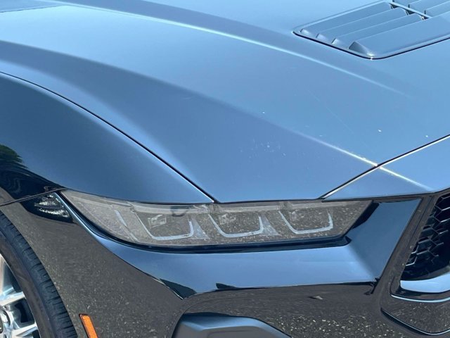 Used 2025 Ford Mustang GT Premium RWD image 11