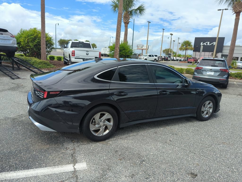 Used 2025 Hyundai Sonata SE FWD image 5