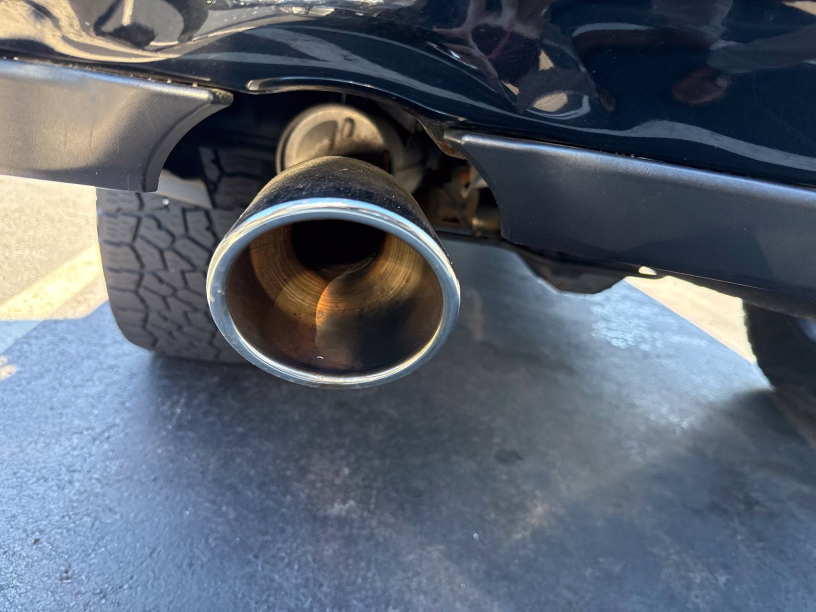 Used 2019 RAM 1500 Laramie AWD/4WD image 11