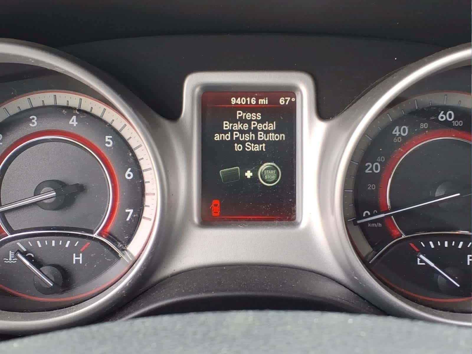 Used 2019 Dodge Journey SE w/ Blacktop Package FWD image 4