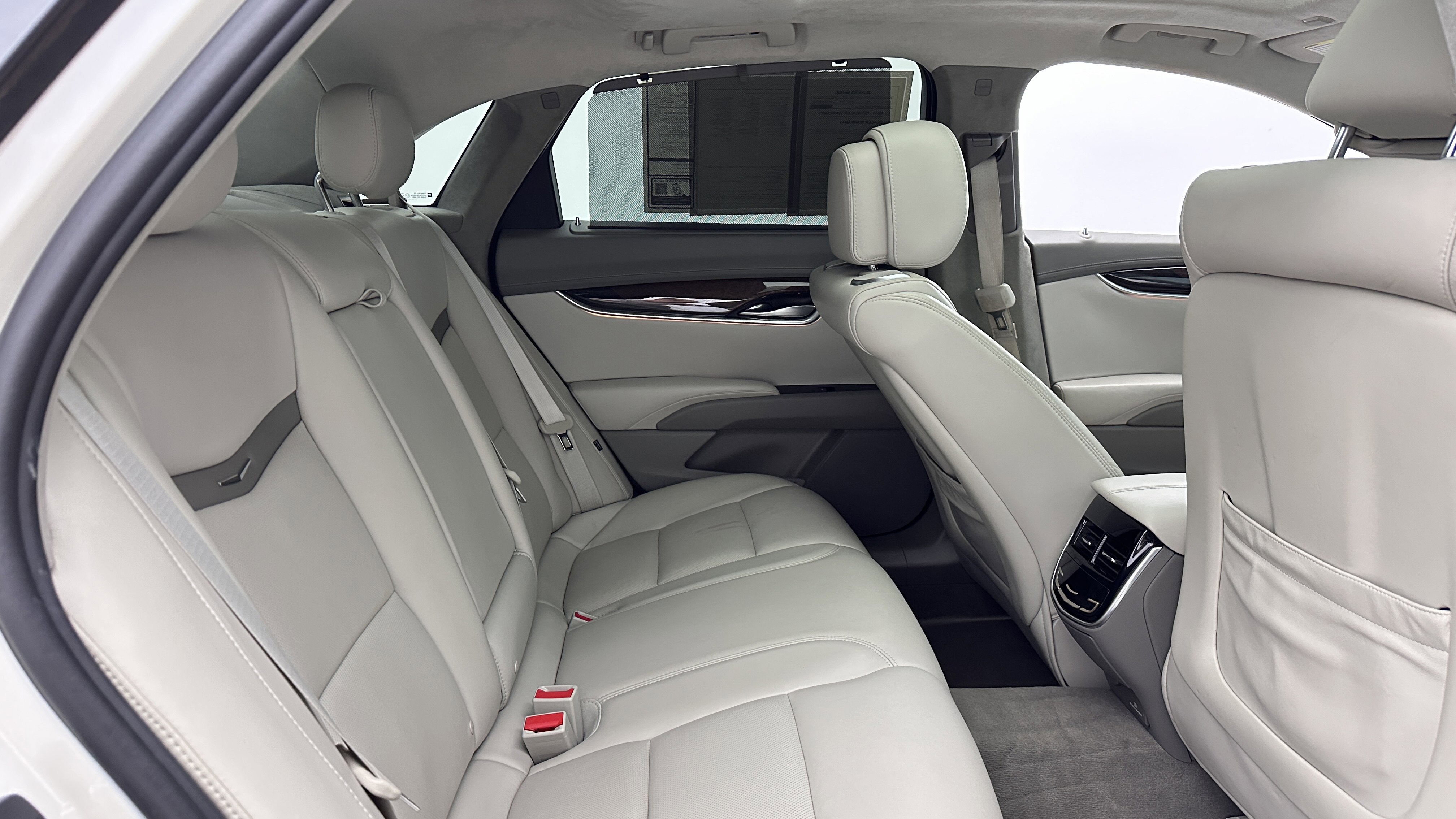 Used 2013 Cadillac XTS Platinum AWD/4WD image 33