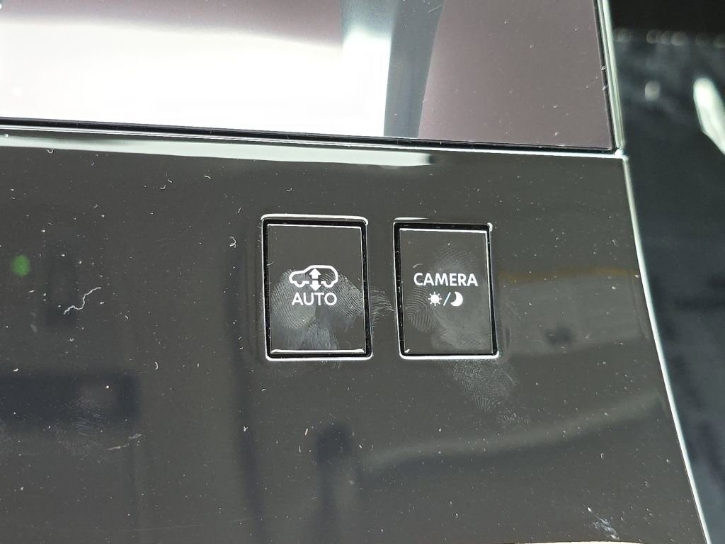 New 2025 INFINITI QX80 Luxe image 14