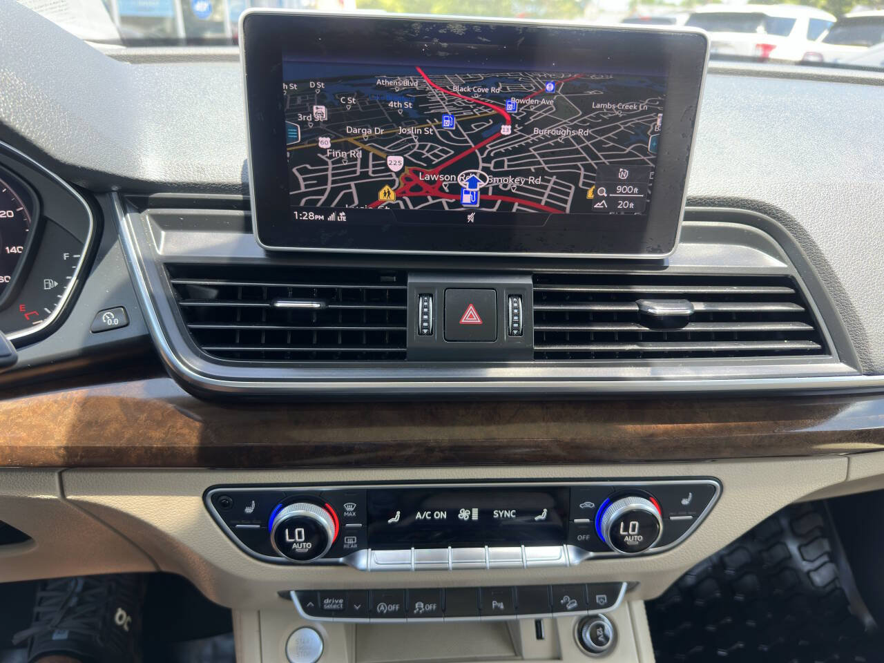 Used 2019 Audi Q5 2.0T Premium Plus w/ Premium Plus Package AWD/4WD image 13