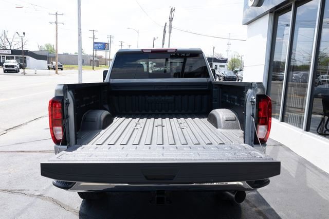 New 2026 GMC Sierra 2500 SLE image 5