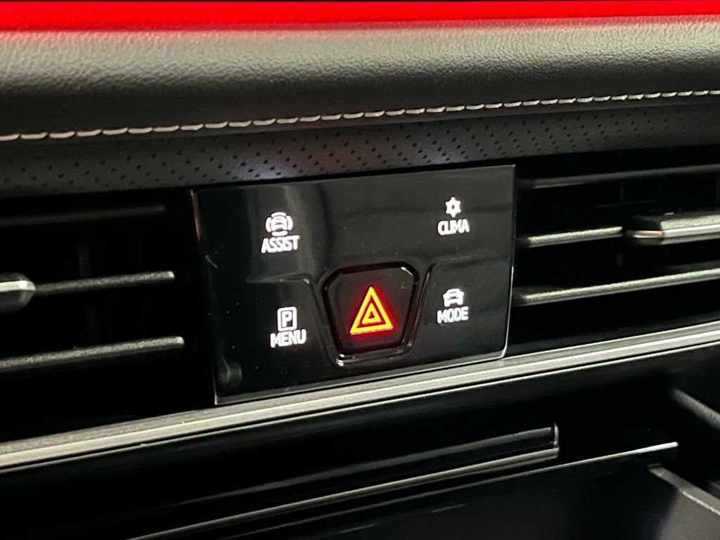 New 2026 Volkswagen Atlas SEL image 11