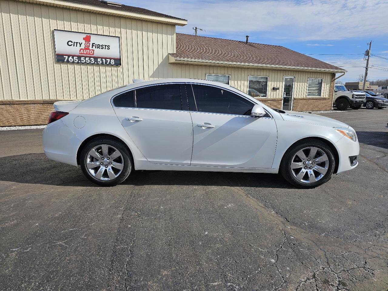 Used 2016 Buick Regal Premium w/ Driver Confidence Package #1 image 24