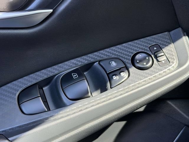 Used 2023 Nissan Sentra SV w/ All-Weather Package FWD image 7