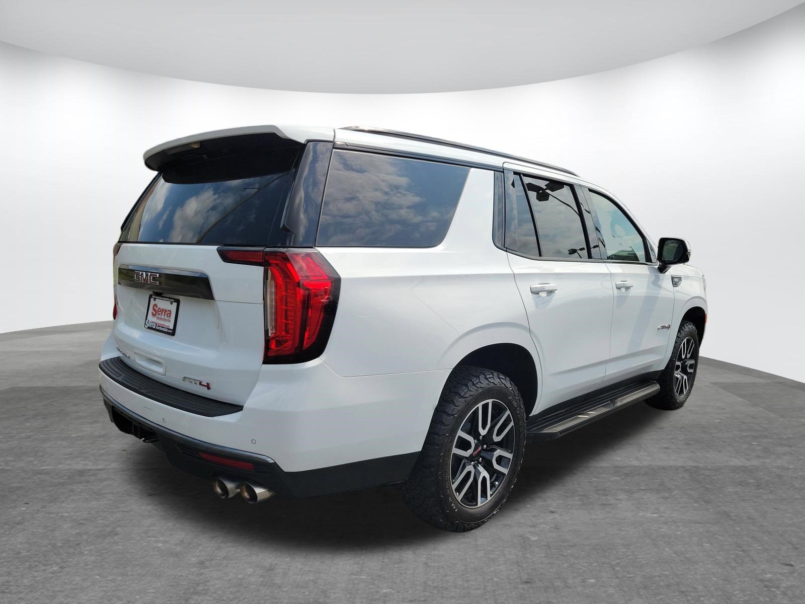 Used 2023 GMC Yukon AT4 image 34