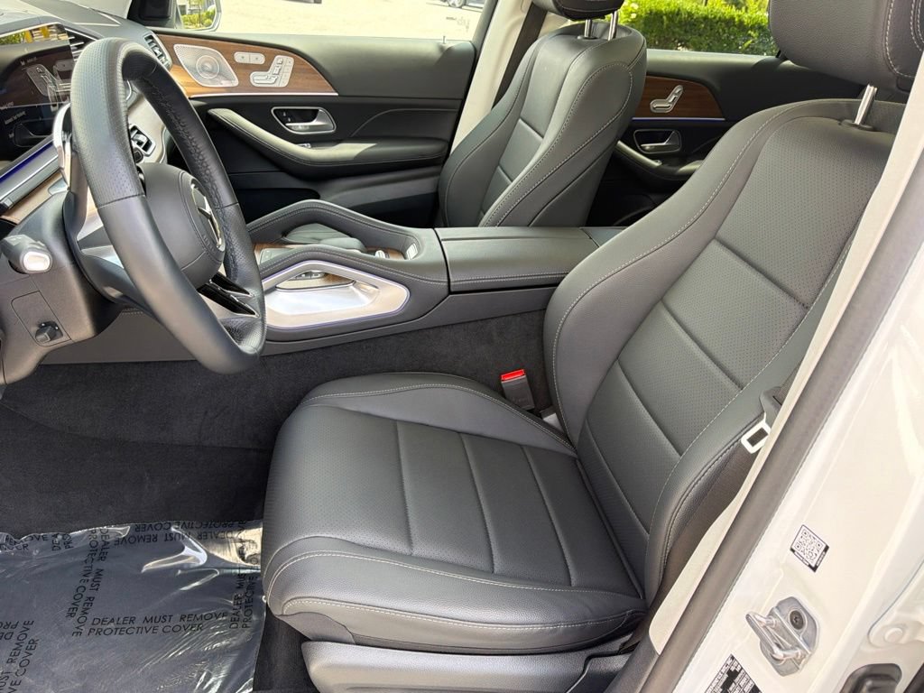 Certified 2026 Mercedes-Benz GLS 450 4MATIC image 21