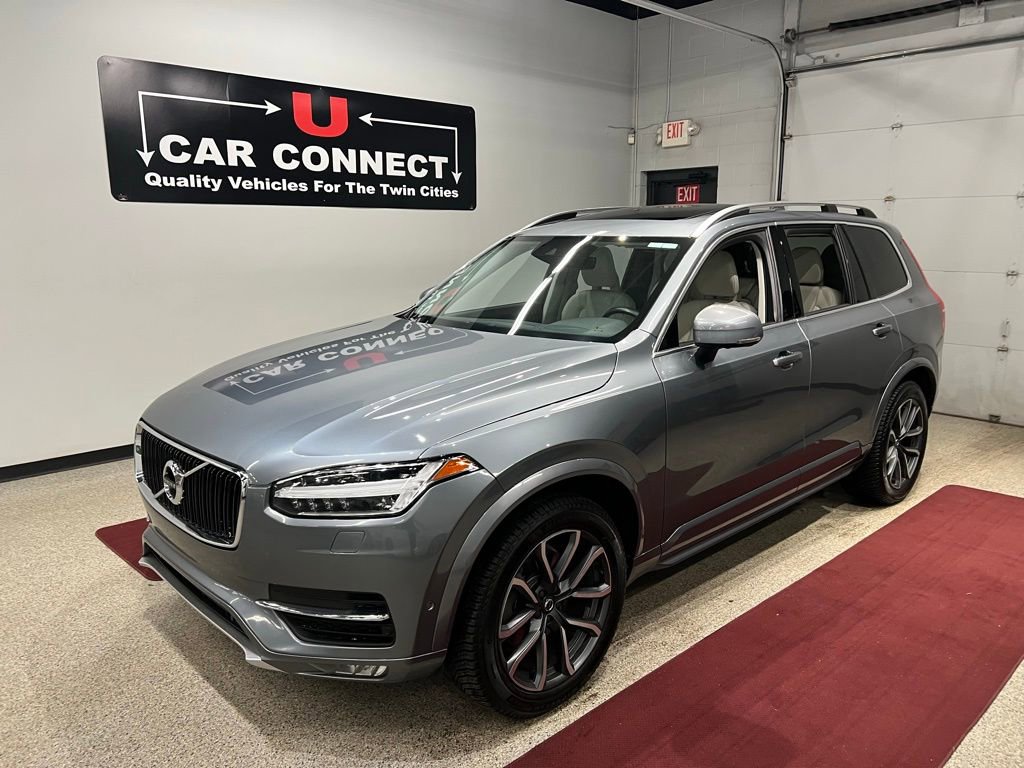 Used 2016 Volvo XC90 T6 Momentum image 2