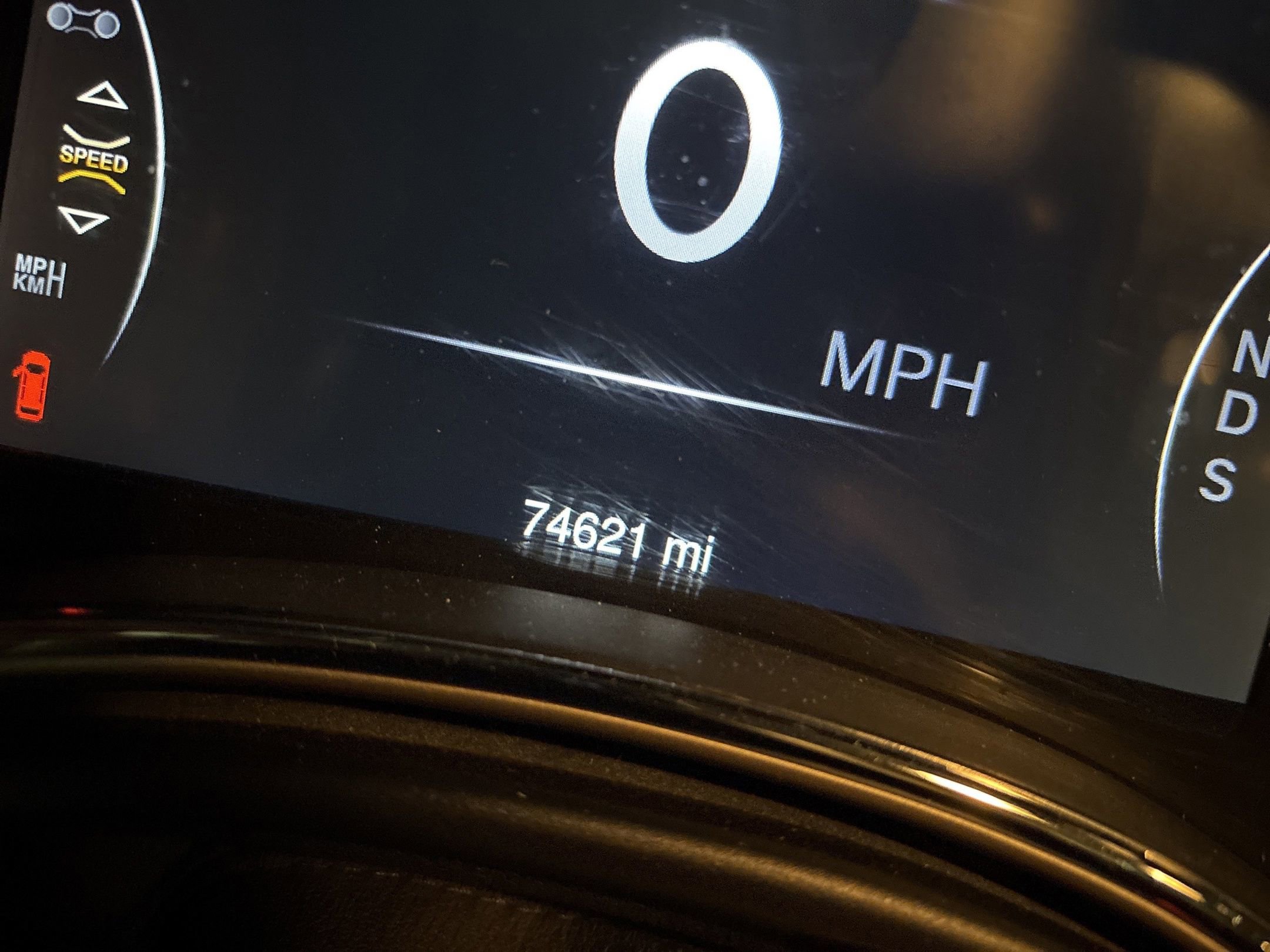 Used 2015 Jeep Grand Cherokee Overland w/ Advanced Technology Group image 8