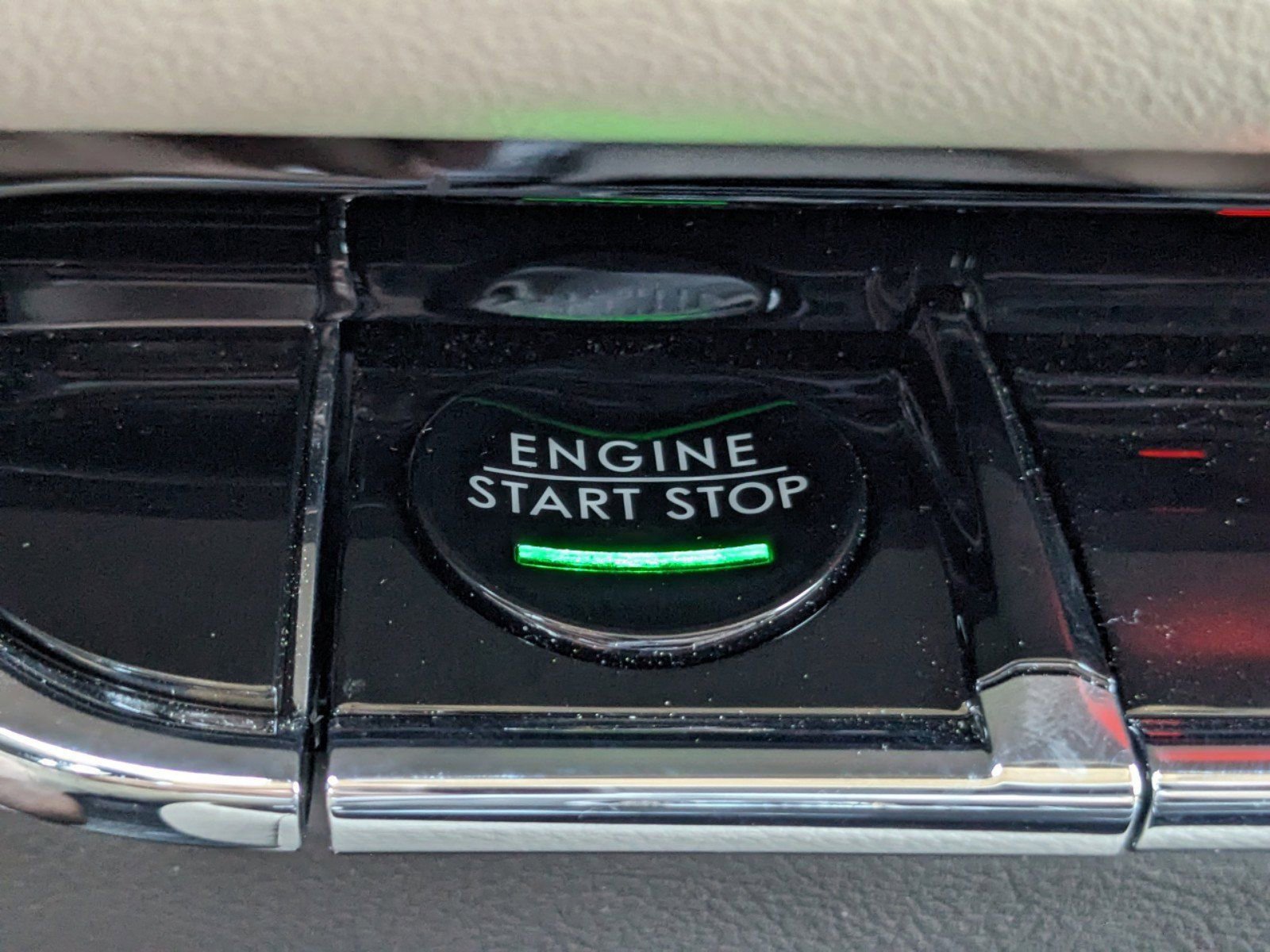 Certified 2023 Lincoln Nautilus Reserve w/ Equipment Group 201A image 32