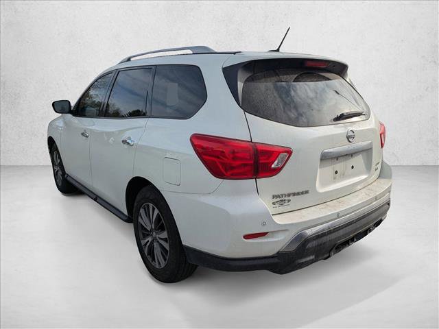 Used 2017 Nissan Pathfinder SL w/ SL Tech Package image 6
