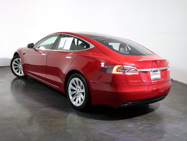 Used 2017 Tesla Model S 90D image 2