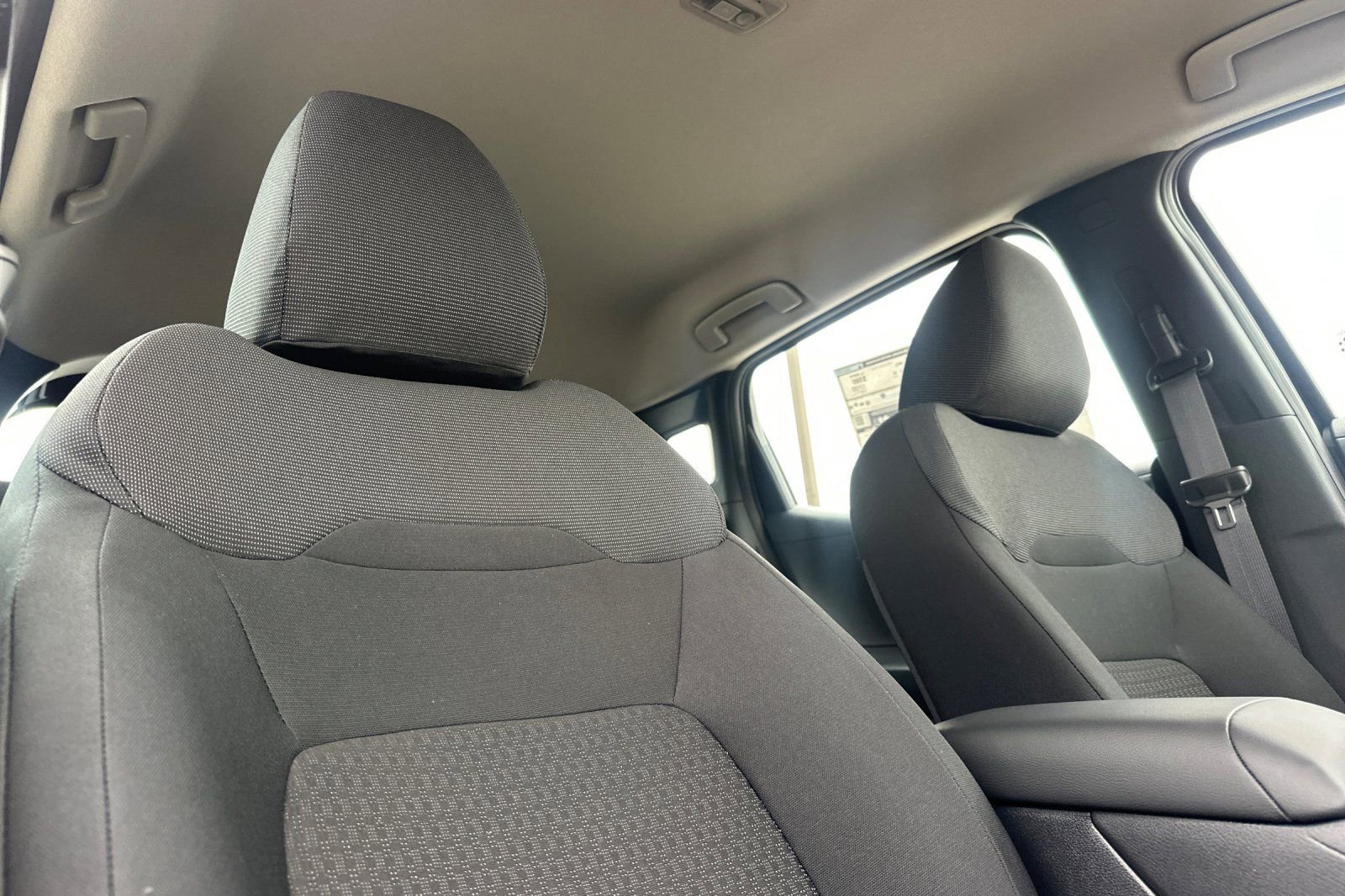 New 2026 Nissan Kicks S image 19