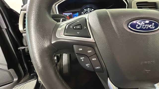 Used 2016 Ford Fusion SE w/ Equipment Group 202A AWD/4WD image 15