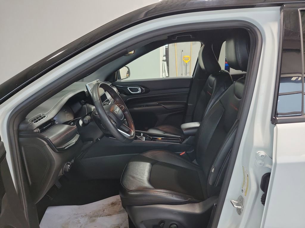 Used 2023 Jeep Compass Trailhawk w/ Trailhawk Convenience Group image 21