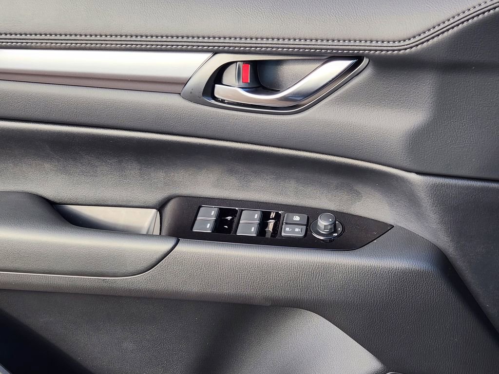 New 2025 MAZDA CX-5 AWD 2.5 S w/ Preferred Package image 4