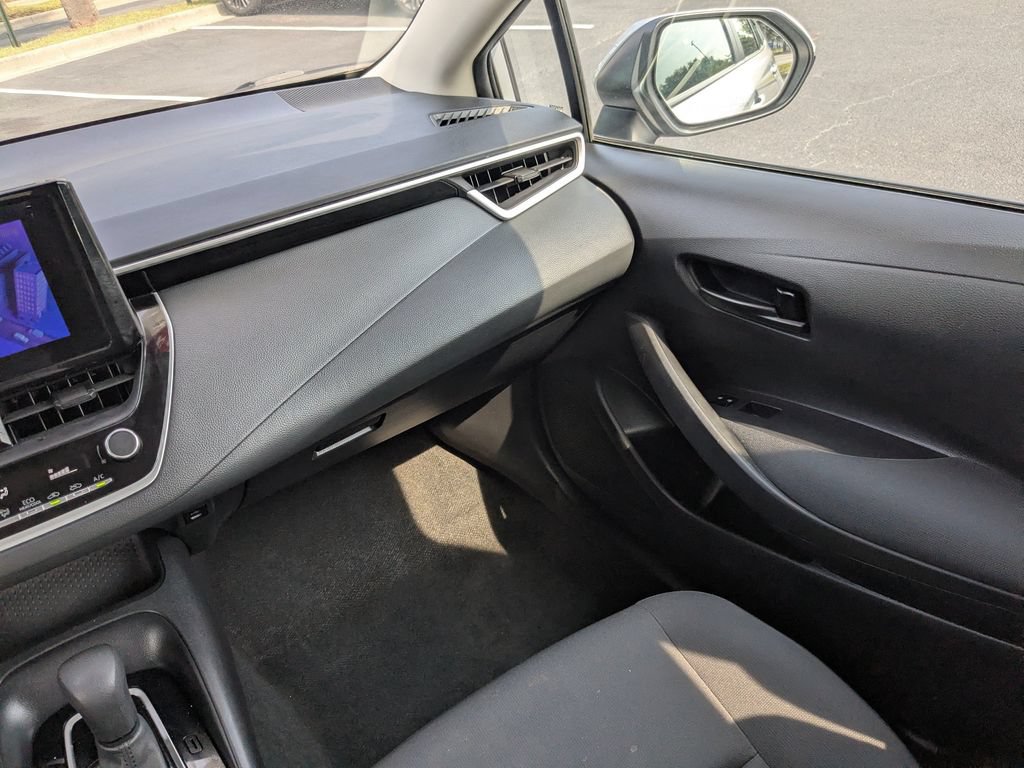 Certified 2024 Toyota Corolla LE FWD image 17