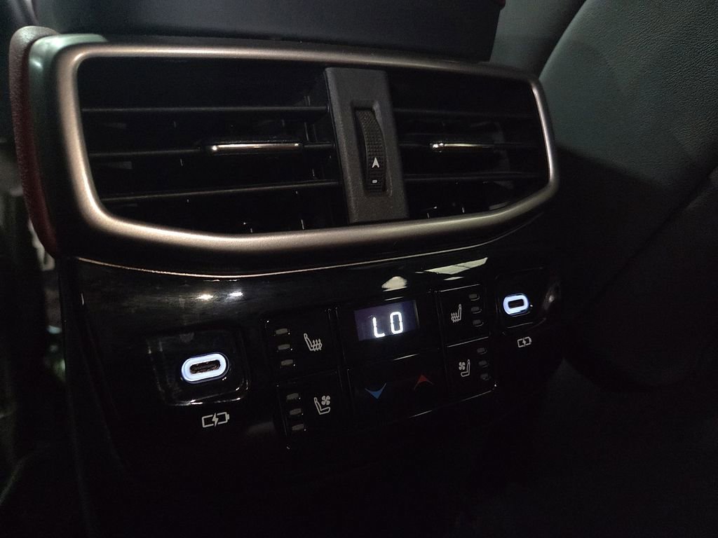 Used 2024 Lexus RX 500h F Sport w/ Convenience Package image 15