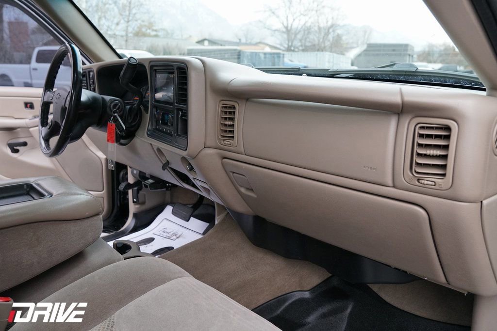 Used 2006 Chevrolet Silverado 2500 LT w/ Skid Plate Package image 40