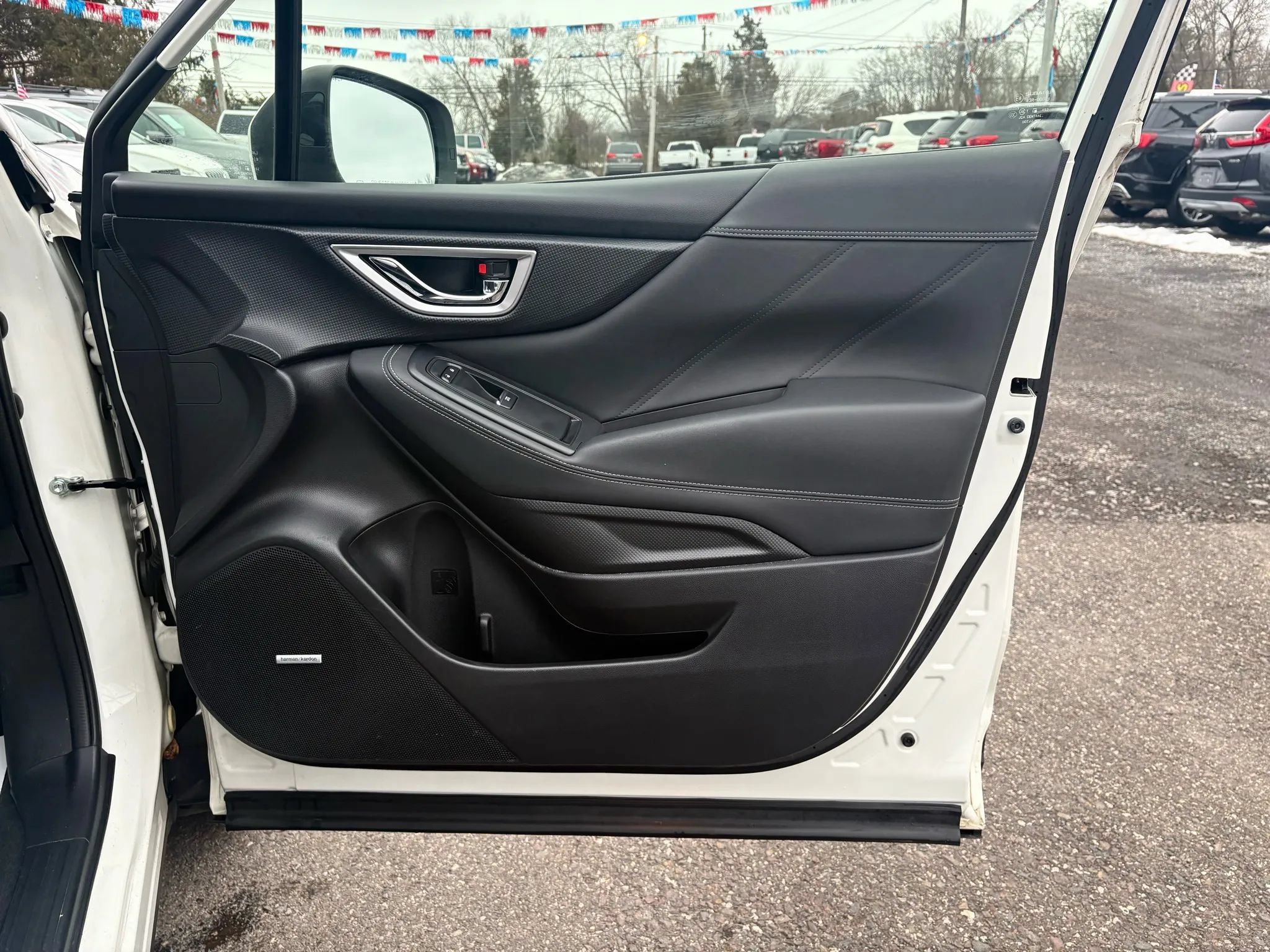 Used 2019 Subaru Forester Limited AWD/4WD image 14