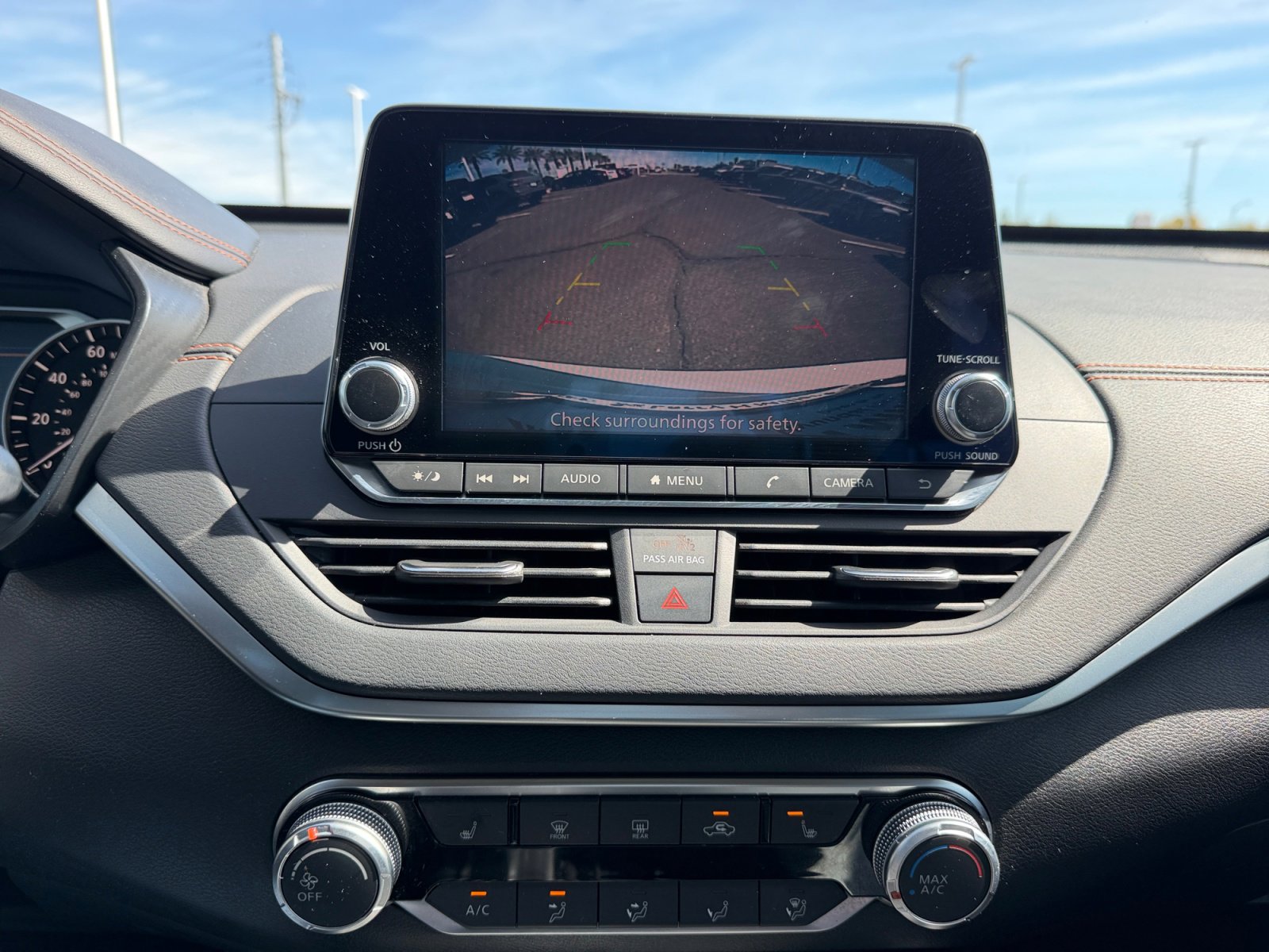 Used 2019 Nissan Altima 2.5 SR w/ SR Premium Package image 27