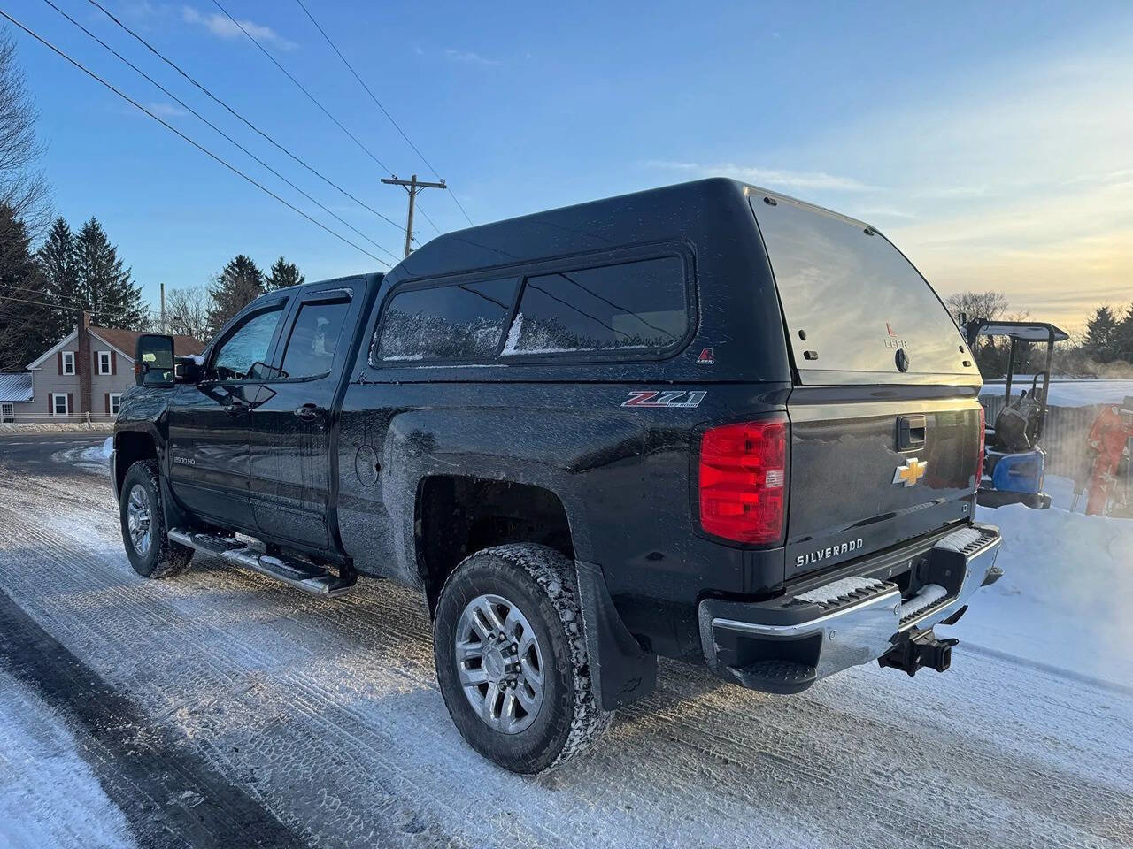 Used 2015 Chevrolet Silverado 2500 LT w/ LT Convenience Package image 2