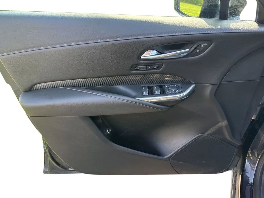 Used 2020 Cadillac XT4 Sport w/ Cold Weather Package AWD/4WD image 11