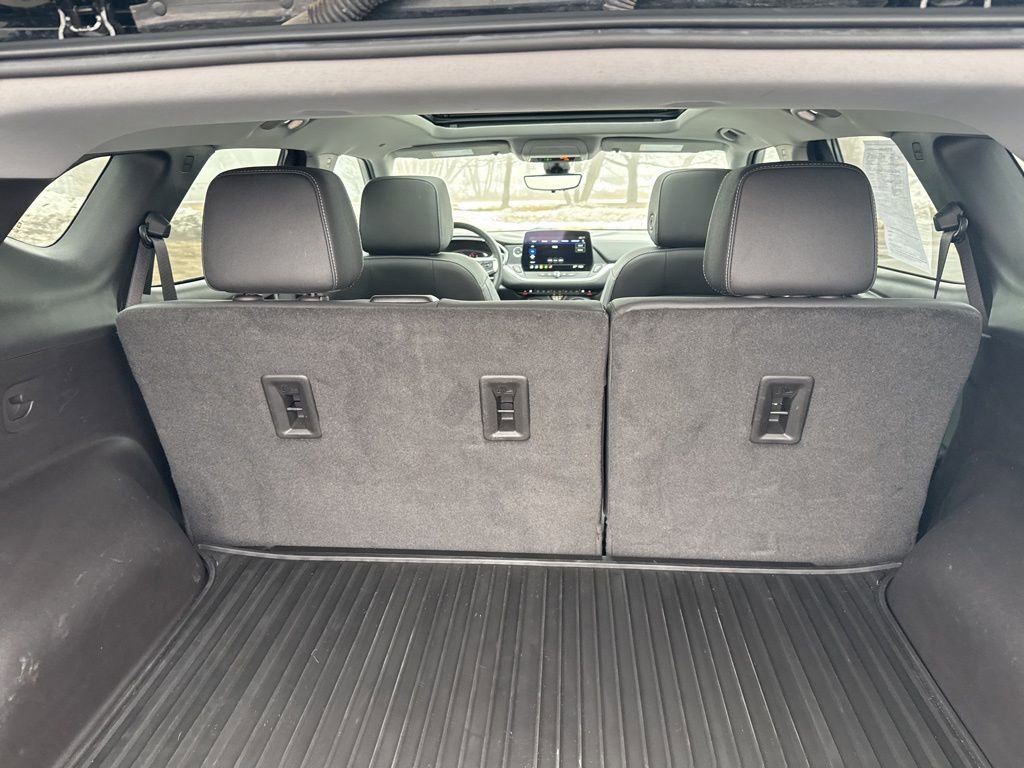 Used 2024 Chevrolet Blazer LT w/ Sound & Technology Package image 30