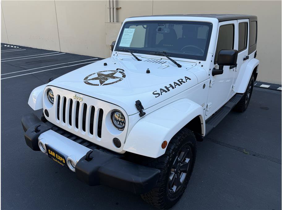 Used 2015 Jeep Wrangler Unlimited Sahara w/ Connectivity Group AWD/4WD image 41
