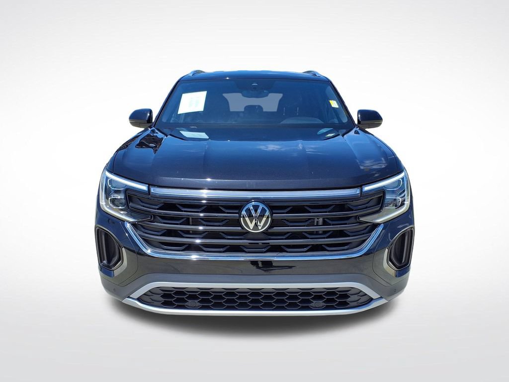 Used 2025 Volkswagen Atlas Cross Sport SE FWD image 2