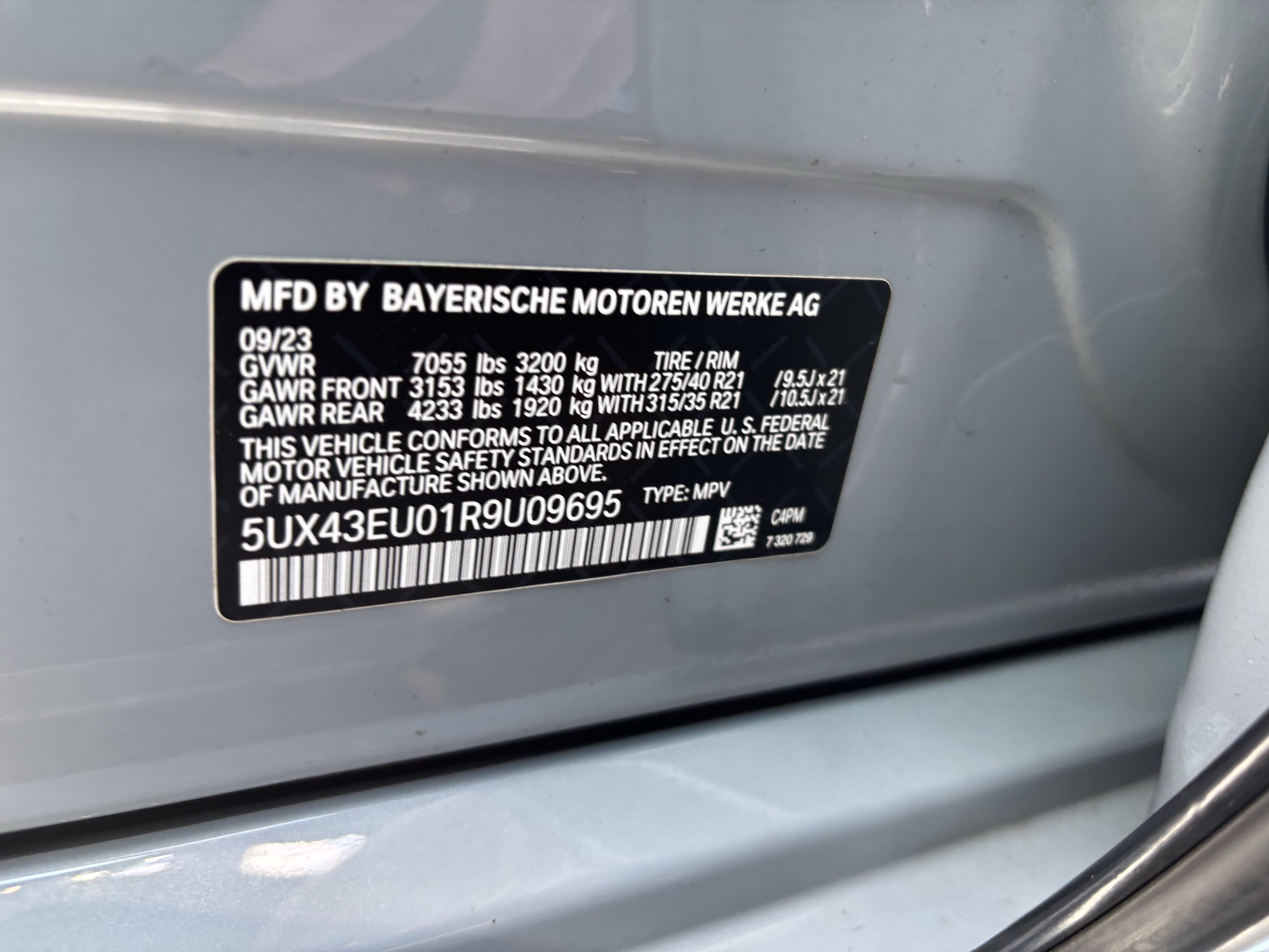 Certified 2024 BMW X5 xDrive50e w/ M Sport Package AWD/4WD image 33