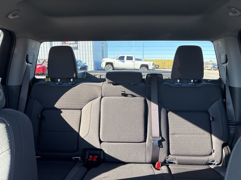 Used 2026 GMC Sierra 1500 Elevation image 40