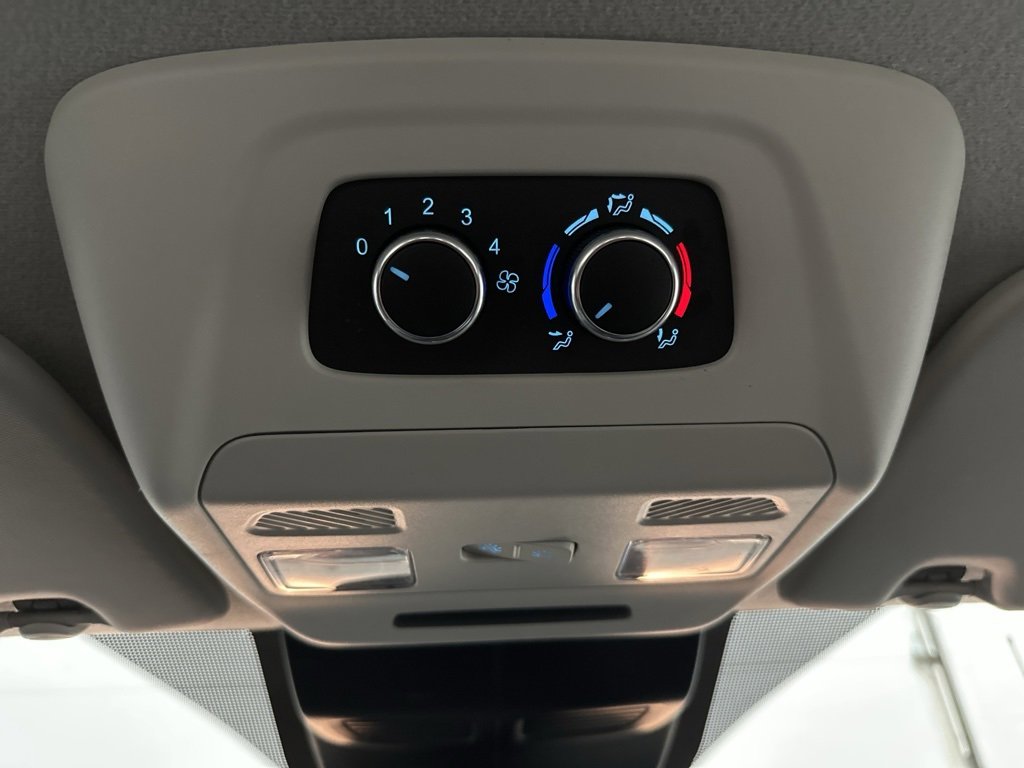 Used 2023 Ford Transit 350 XL image 30