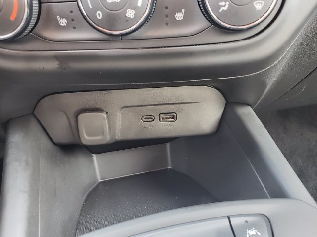 Certified 2024 Chevrolet Trax RS w/ Driver Confidence Package FWD image 29