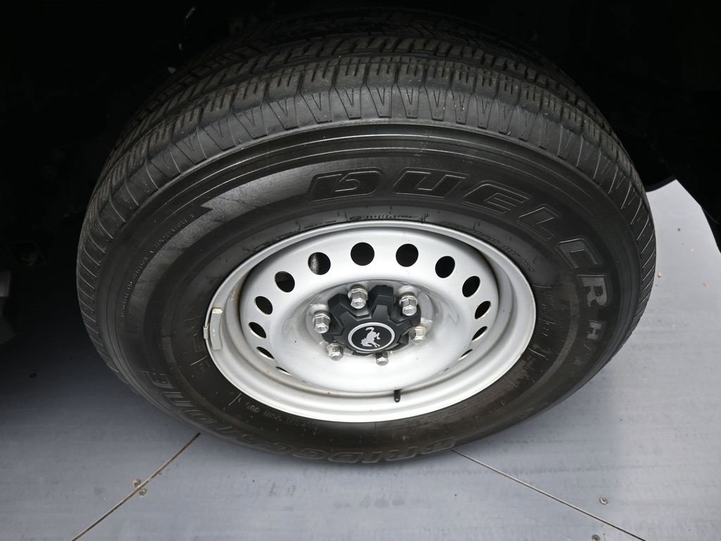 Used 2021 Ford Bronco Base image 13