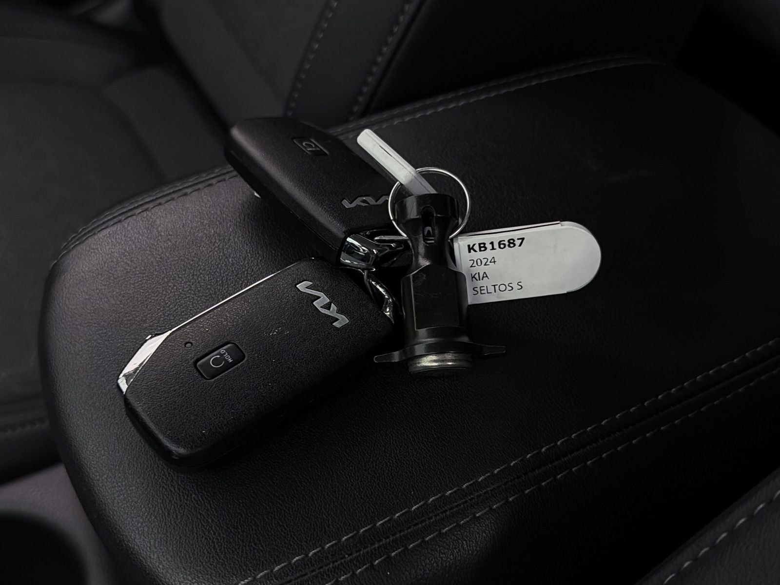 Used 2024 Kia Seltos S FWD image 28