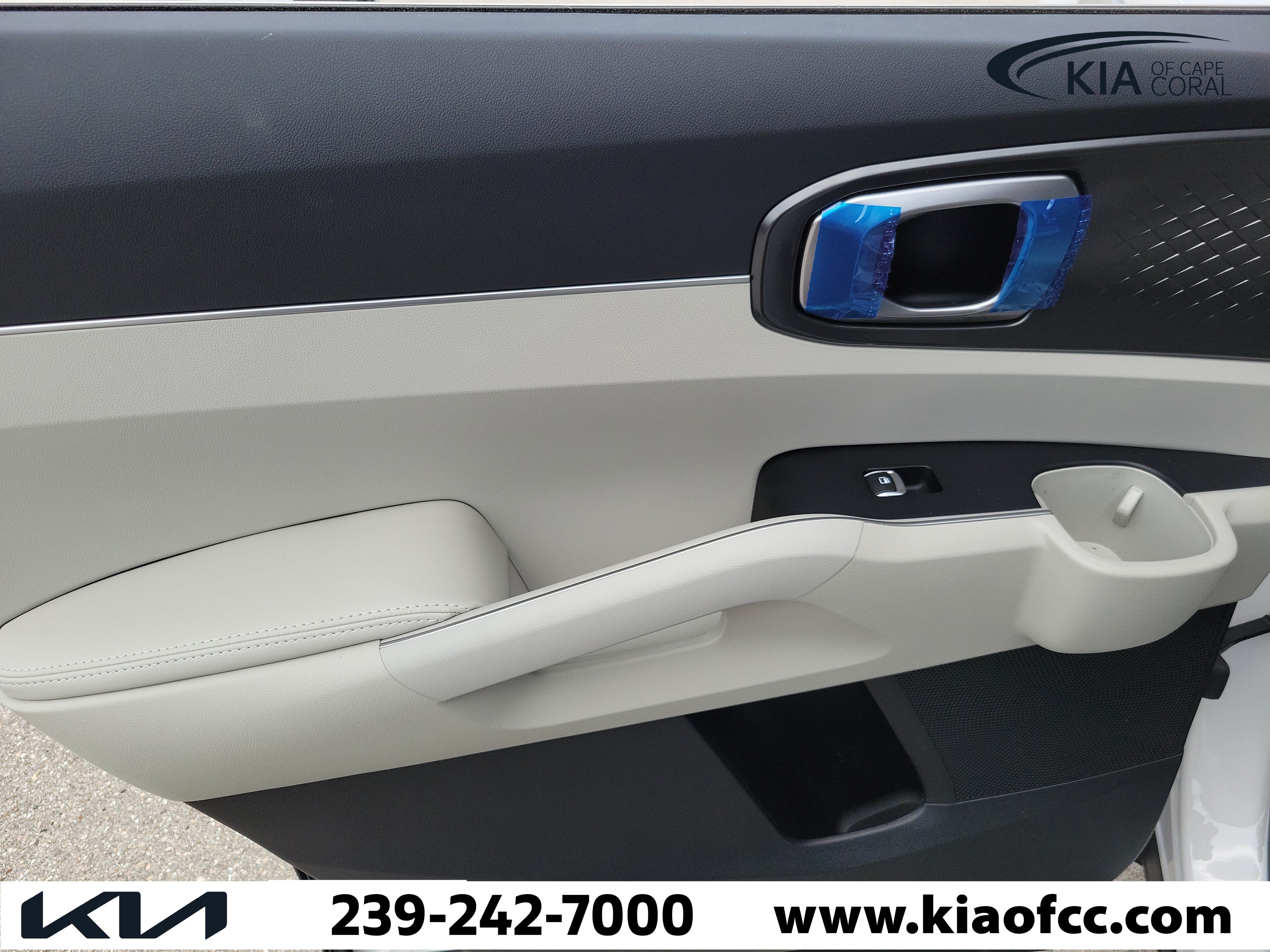 New 2026 Kia Sorento S FWD image 16