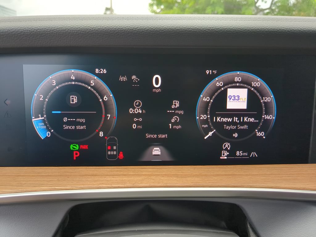 New 2026 Volkswagen Tiguan SEL R-Line AWD/4WD image 32