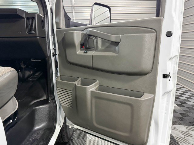 Used 2022 GMC Savana 3500 w/ Power Convenience Package image 38