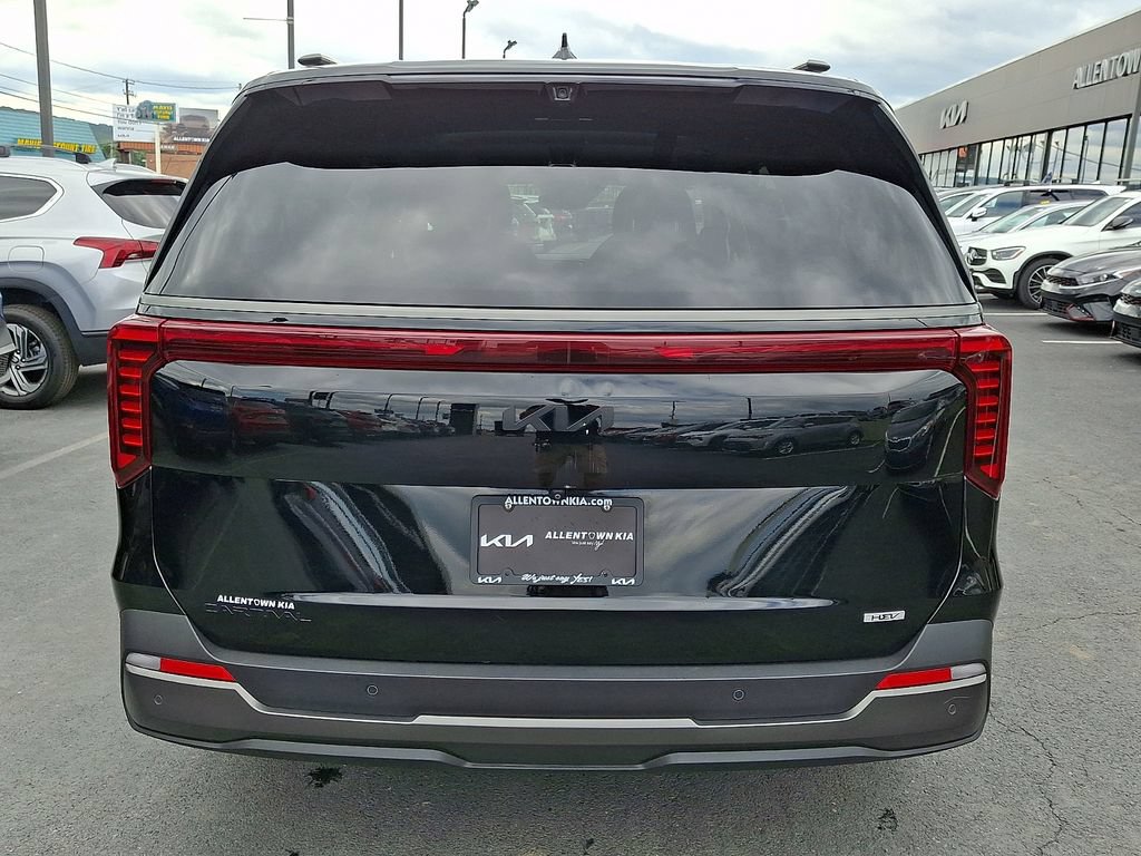 Certified 2025 Kia Carnival SX Prestige FWD image 5