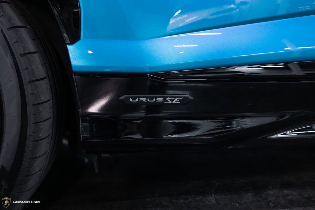 Used 2025 Lamborghini Urus SE image 19